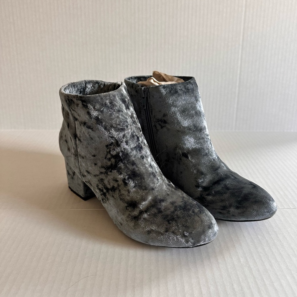 Sacha trend collection crushed velvet blue bootie with heel